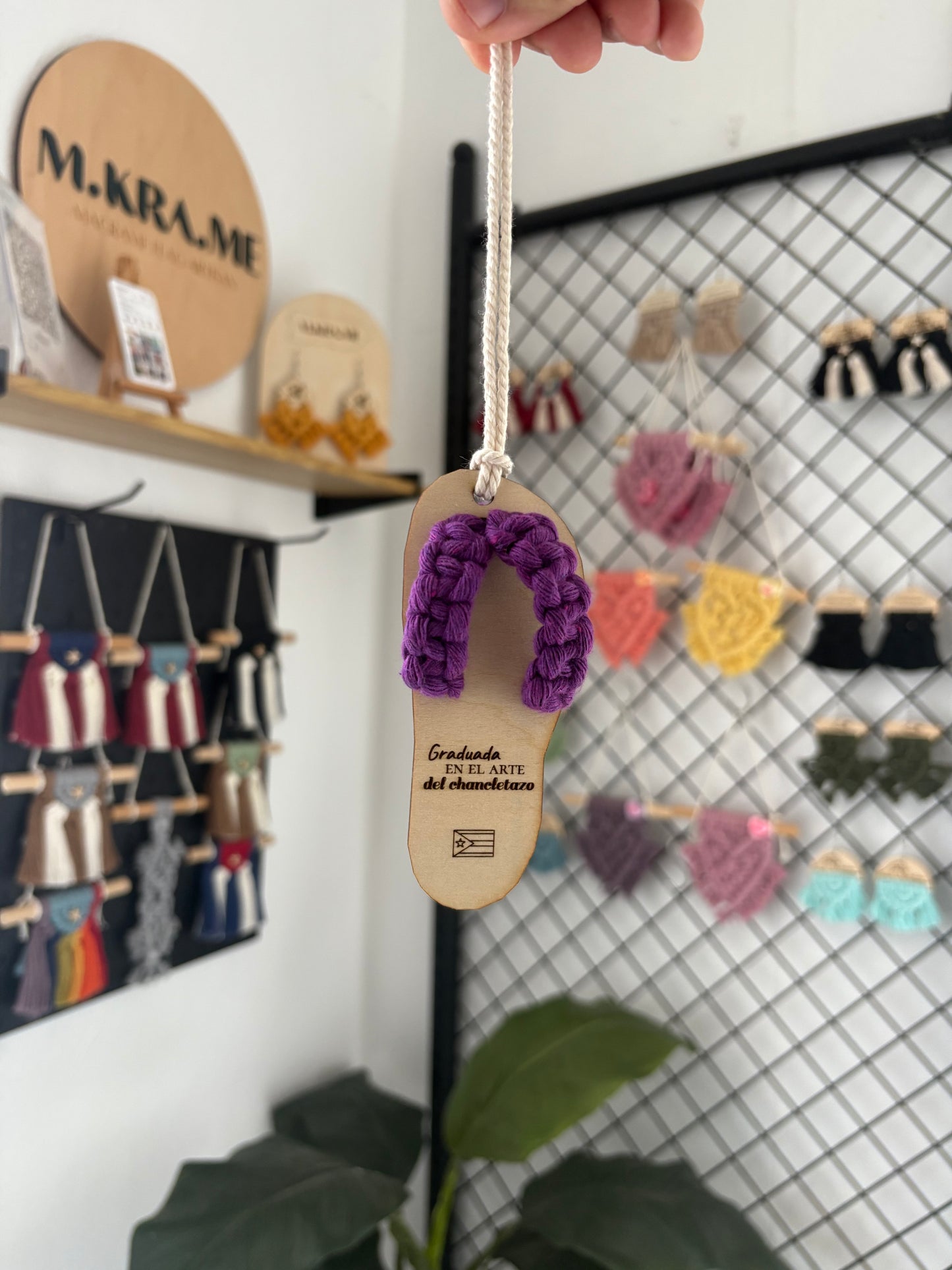 “Graduada en el arte del chancletazo”