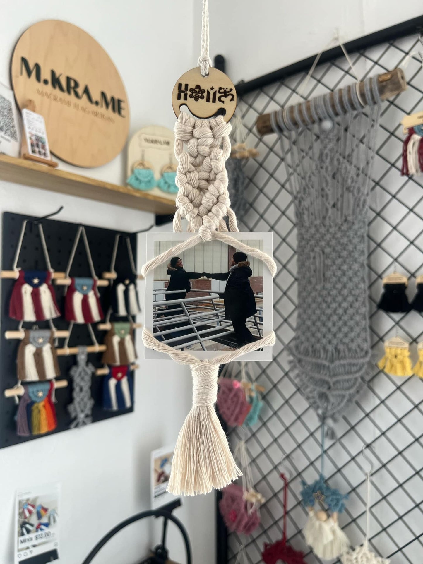 Macrame Photo Hanger "MOMENTOS"